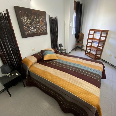 Apartamentos Blanco Y Negro A Guarda Eksteriør bilde