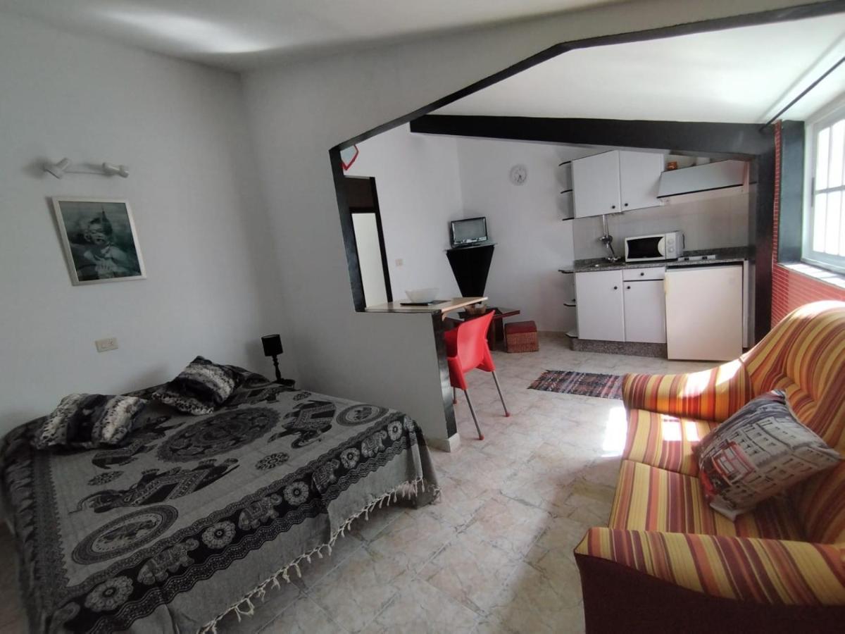 Apartamentos Blanco Y Negro A Guarda Eksteriør bilde