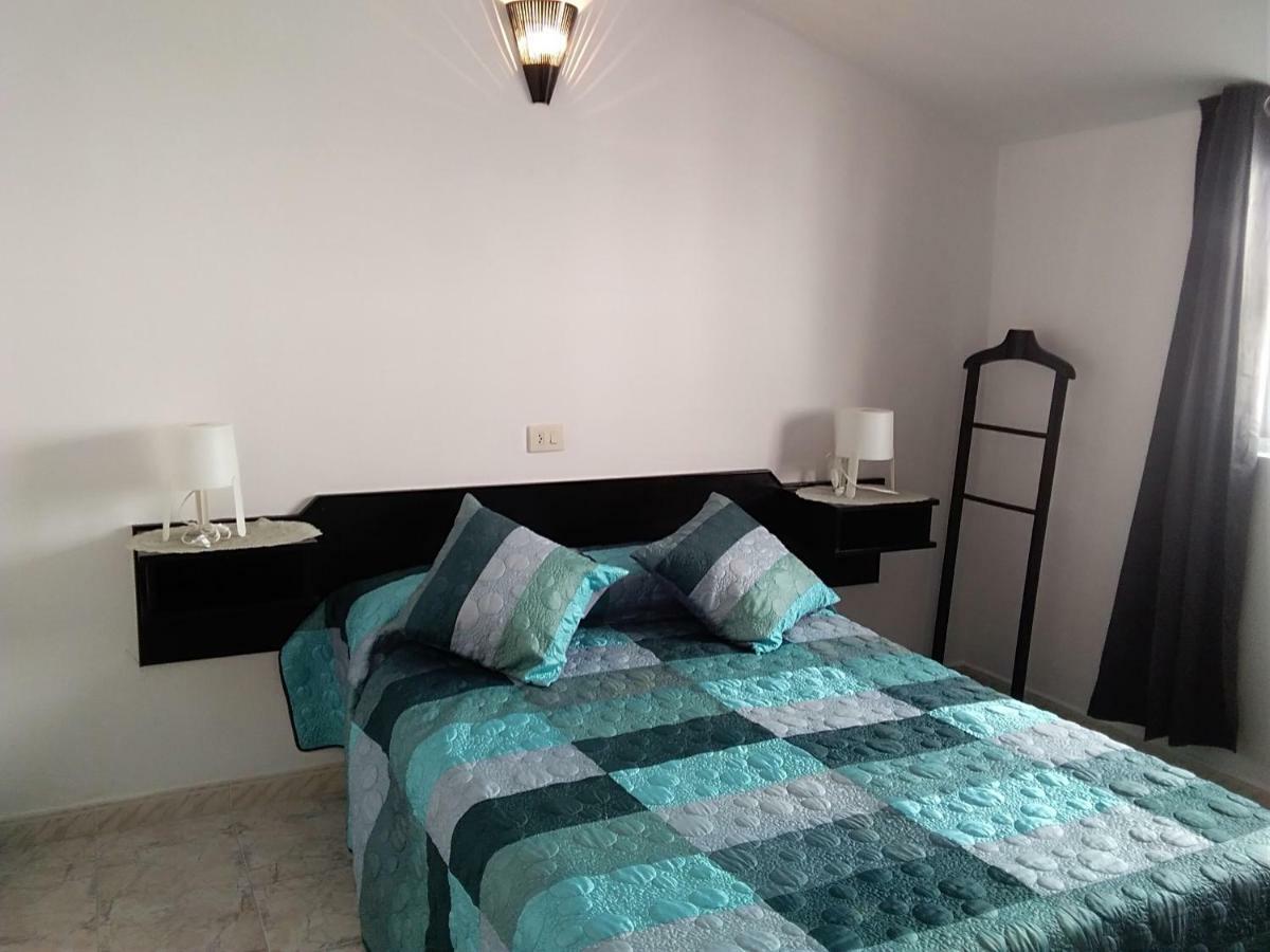 Apartamentos Blanco Y Negro A Guarda Eksteriør bilde