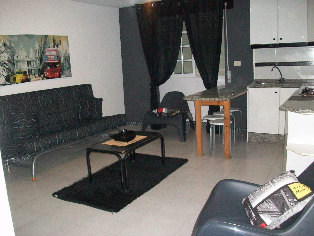 Apartamentos Blanco Y Negro A Guarda Eksteriør bilde