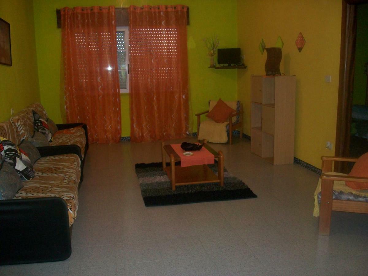 Apartamentos Blanco Y Negro A Guarda Eksteriør bilde